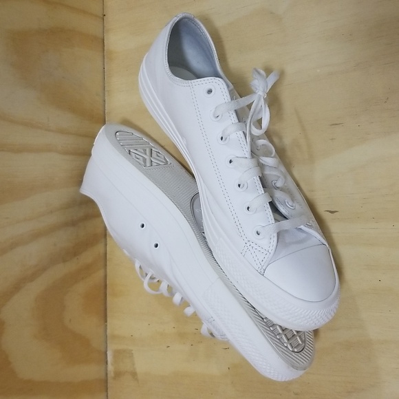 Converse Chuck Taylor All Star Low Ox White Leather Unisex Sneaker Men's sz 12 - Picture 3 of 8